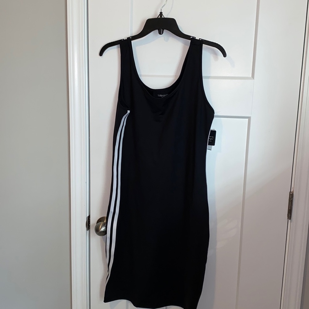 Lola Getts black dress